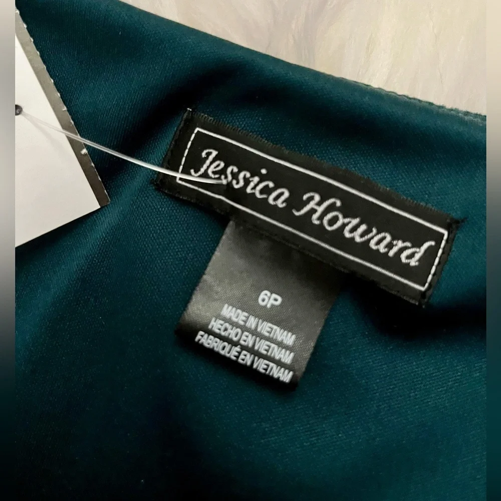 Jessica Howard Deep Green Velvet Mini Dress - Picture 4 of 5